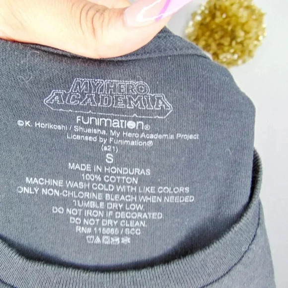 my hero acdemia women's graphic top - Picture 6 of 6